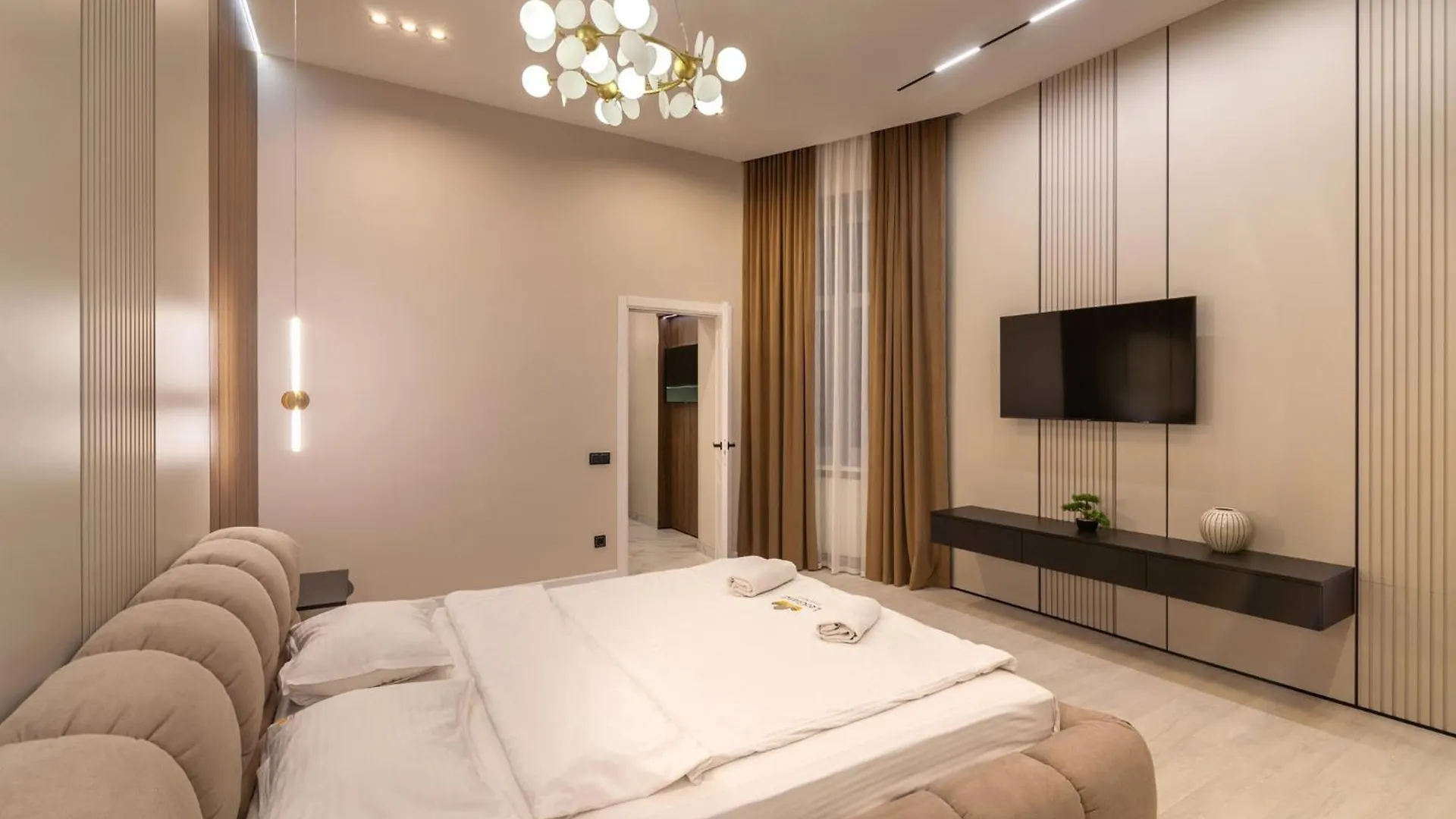 Leogrand Jacuzzi On Malaniuka 2 Apartment Lviv Ukraine