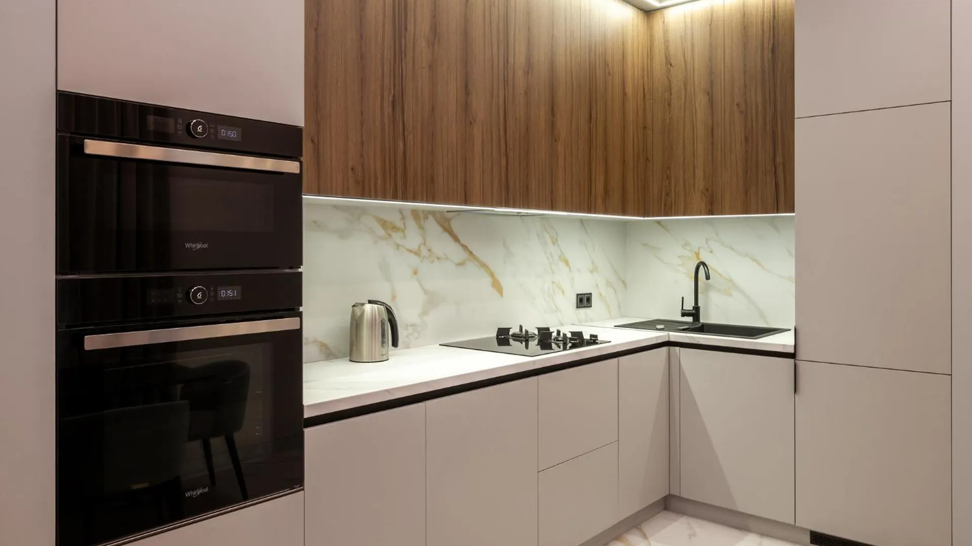 Leogrand Jacuzzi On Malaniuka 2 Apartment Lviv