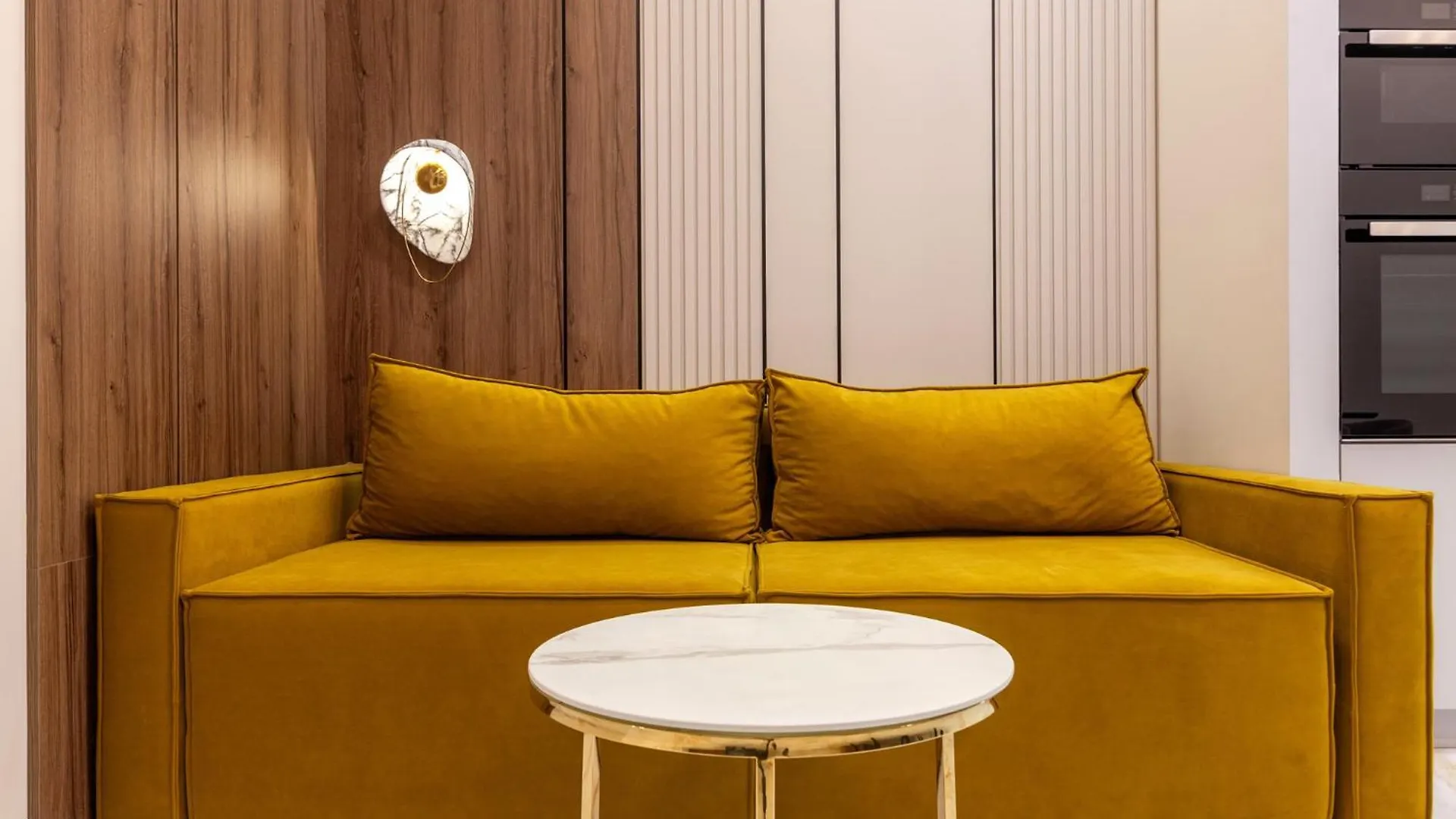 Leogrand Jacuzzi On Malaniuka 2 Apartment Lviv