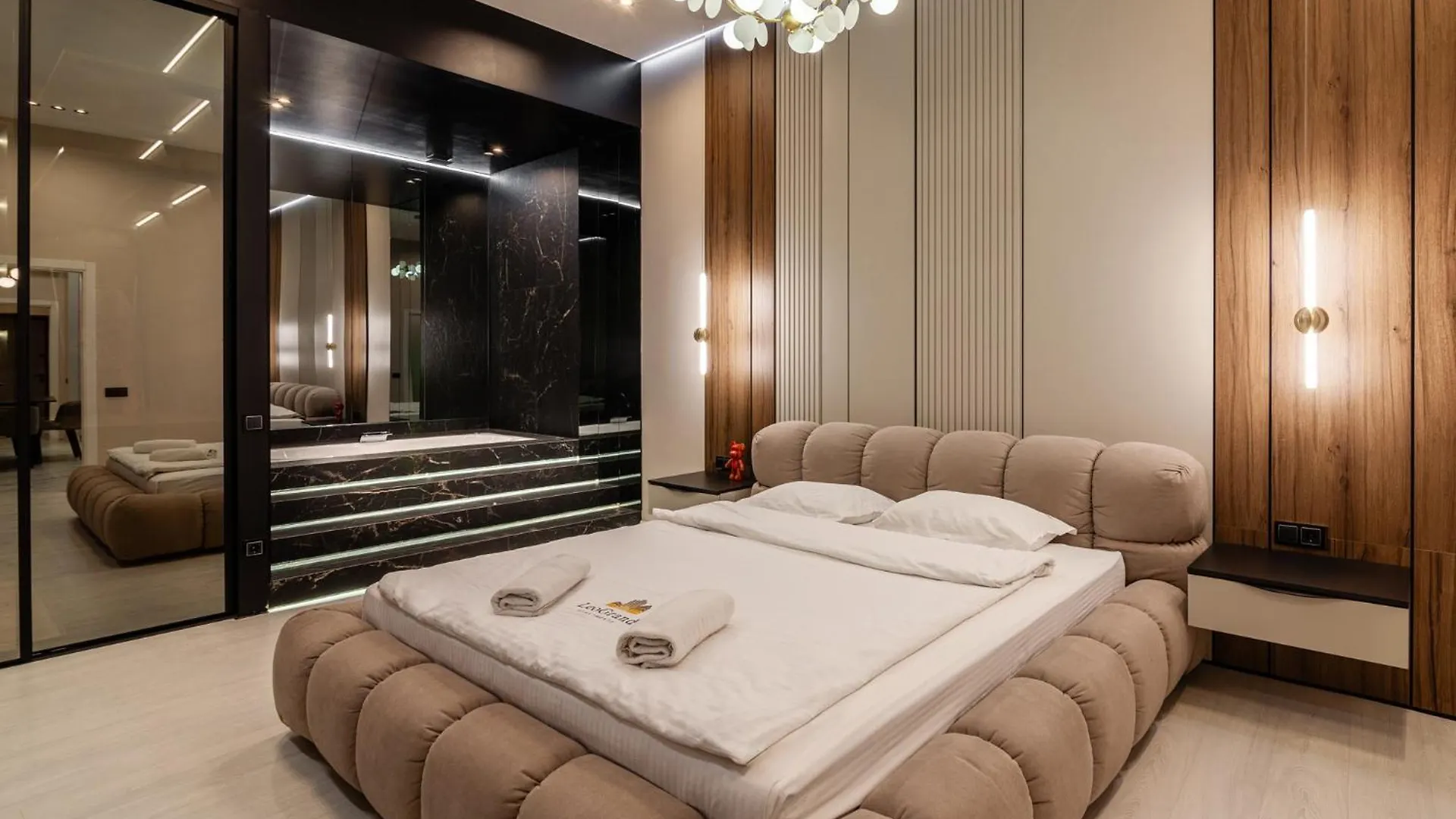 Leogrand Jacuzzi On Malaniuka 2 Apartment Lviv